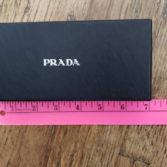 Prada Box - Picture 10 of 10